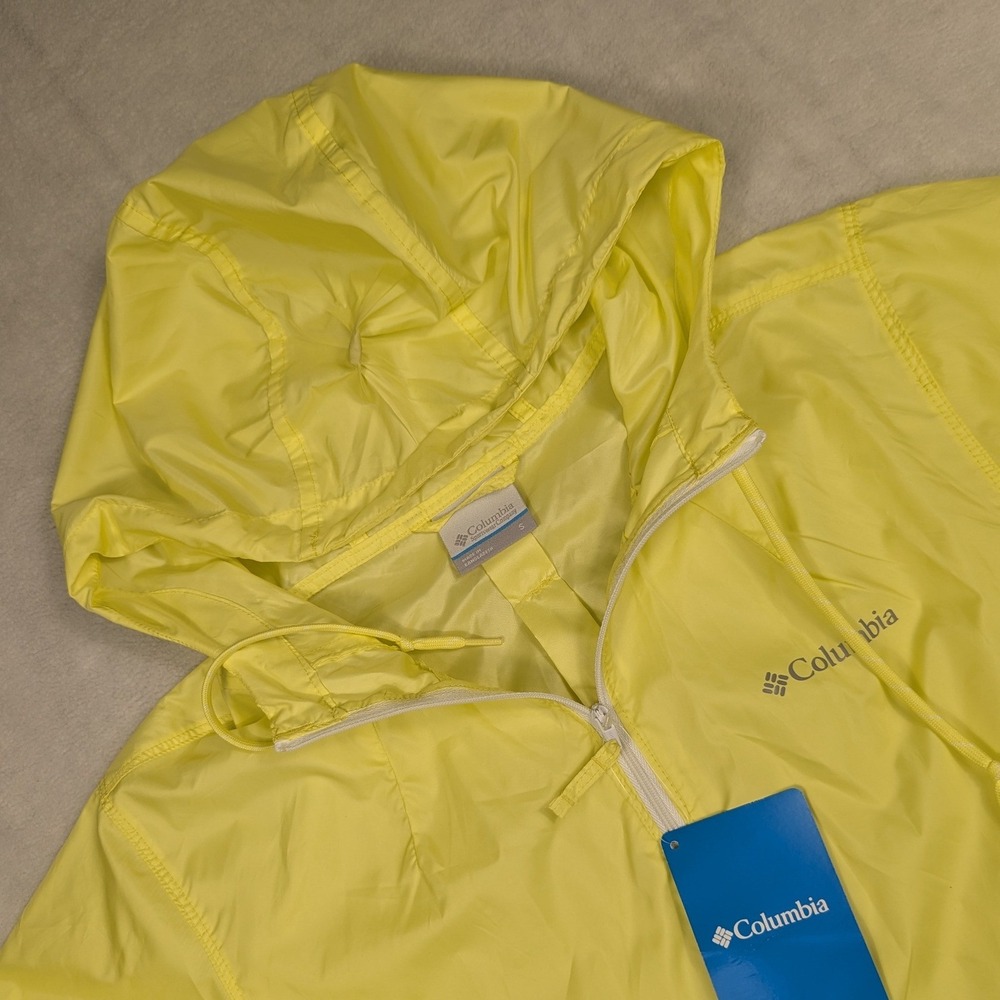 NEW Columbia Flash Forward Windbreaker Jacket Yellow Navy Blue Womens Small